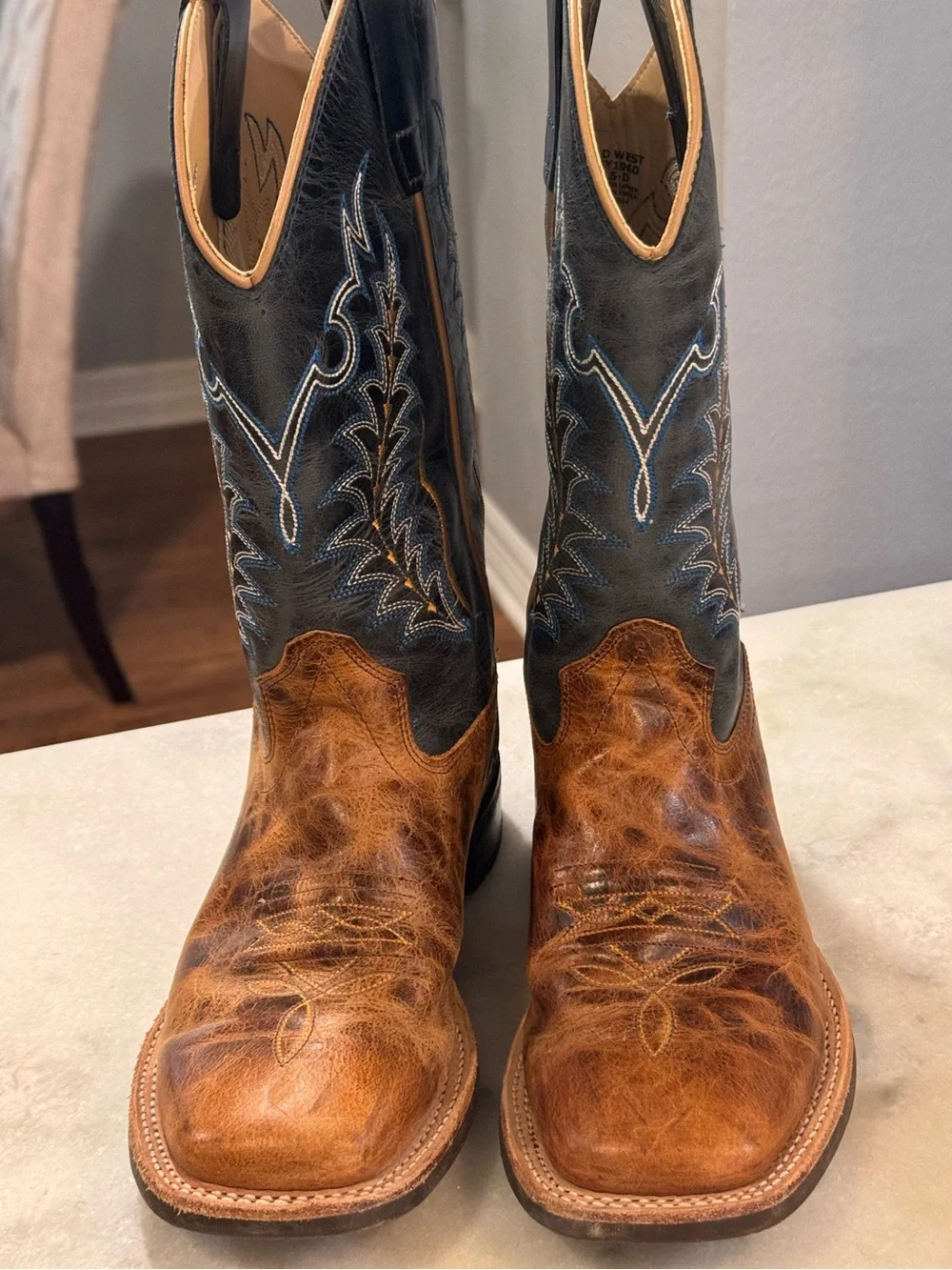 OLD WEST KIDS BURNT TAN AND NAVY BLUE WIDE SQUARE TOE COWBOY BOOTS
